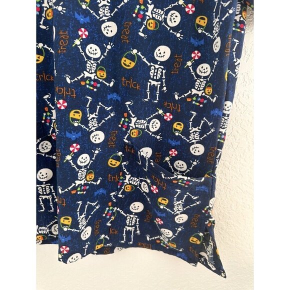 Halloween Scrub Top Scrubaid Women’s‎ M (10-12) Trick Or Treat Skeletons Blue - Picture 4 of 9